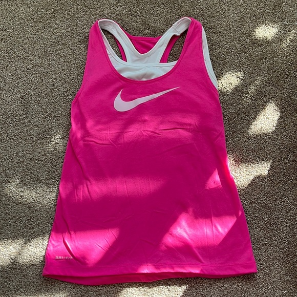 Nike tank top! - Picture 1 of 2
